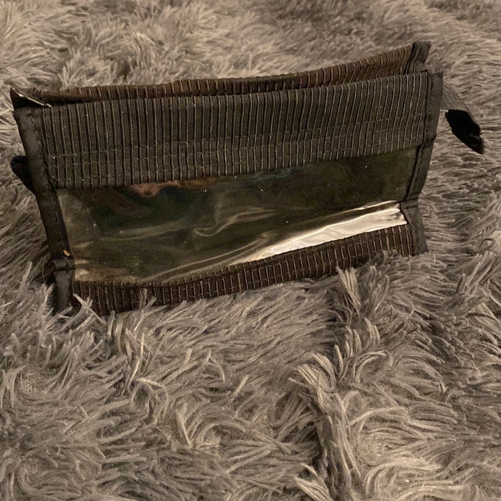 Cosmetic bag